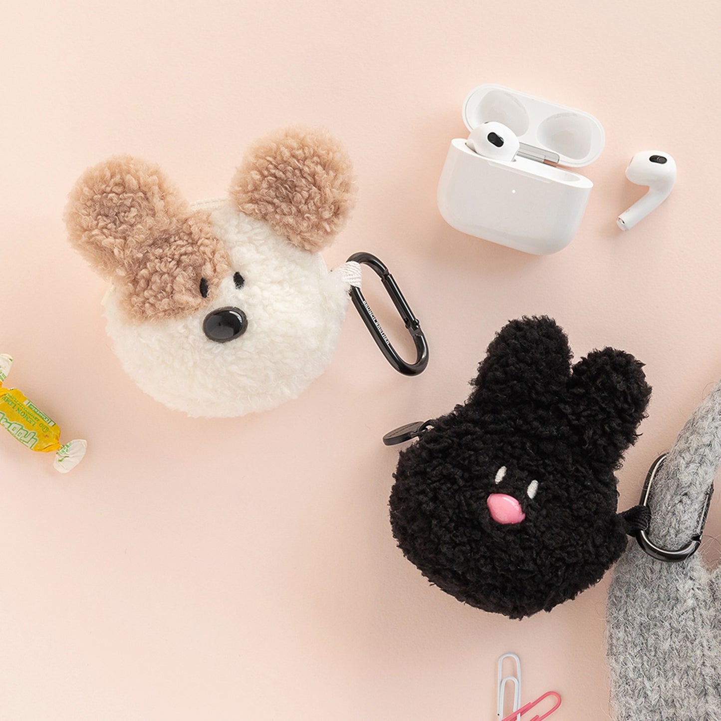 ブランチブラザー 韓国 ふわふわ AirPods Pro ケース AirPods ケース カラビナ付き 小物入れ キーリング付き 2つのかわいいデザイン