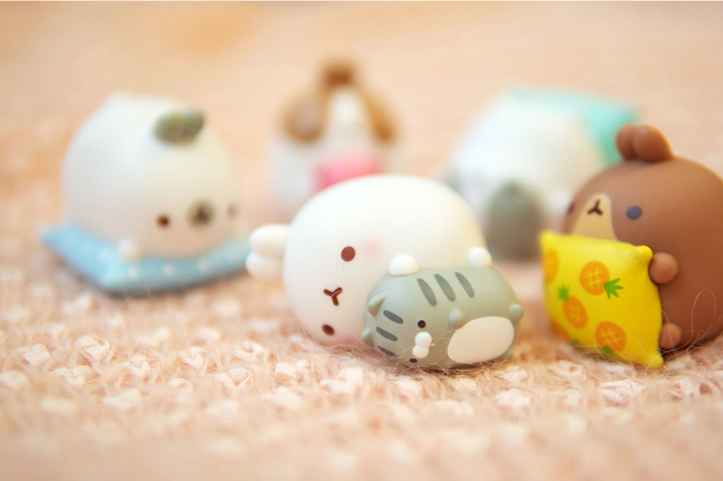 モルラン ミニサイズフィギュア5種セットだるい日曜日韓国キャラクター おもちゃ Molang