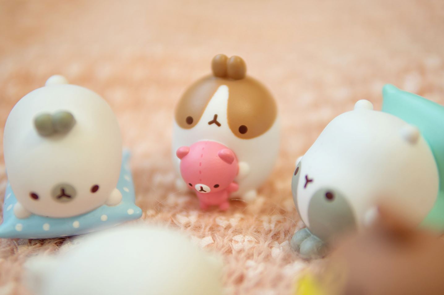 モルラン ミニサイズフィギュア5種セットだるい日曜日韓国キャラクター おもちゃ Molang