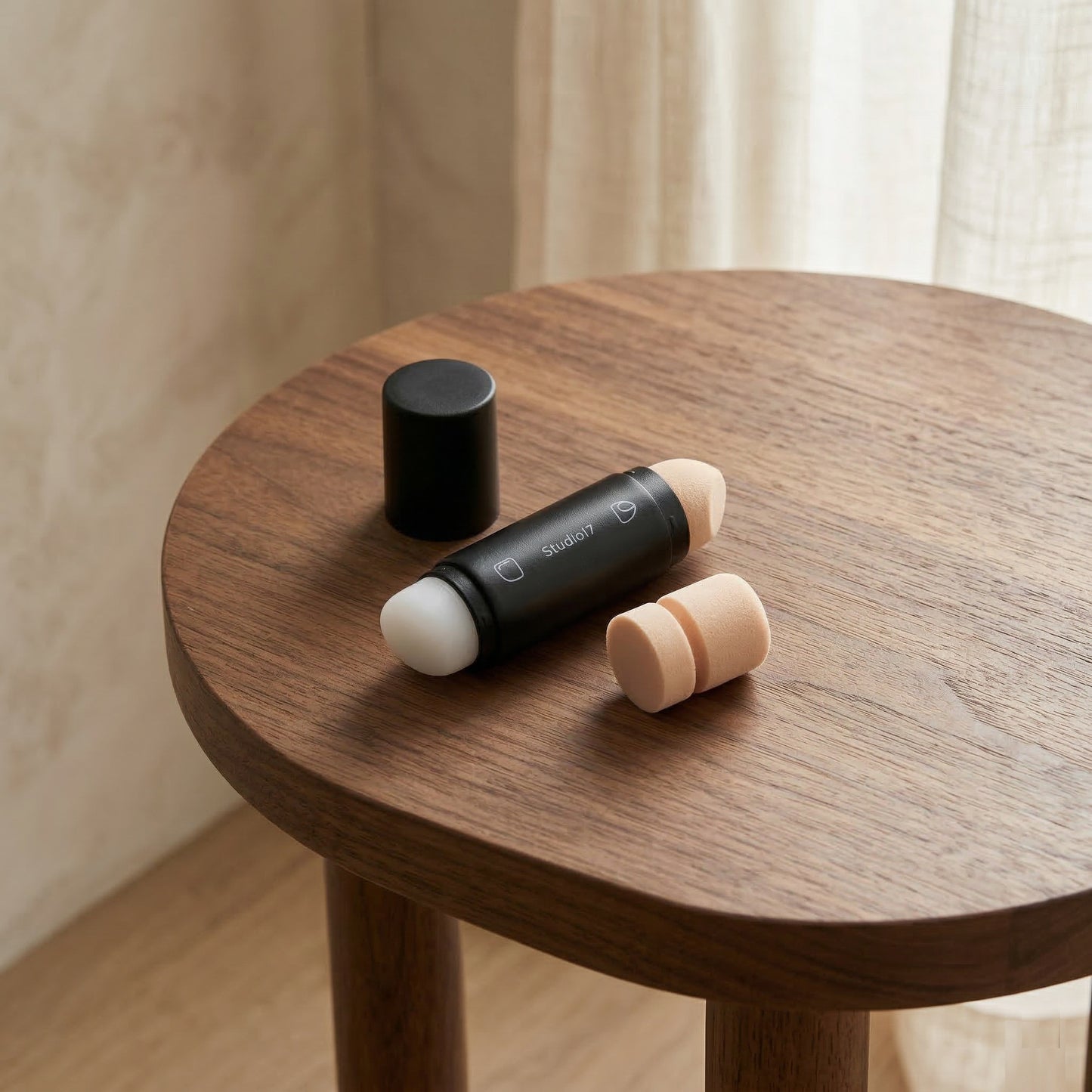 STUDIO17 スタジオ17 デュアルフェイス ブレンディングスティック 3in1 3種類のチップ マルチツール メイクブラシ スポンジ コンシーラー ぼかし 韓国コスメ ベースメイク (1個)