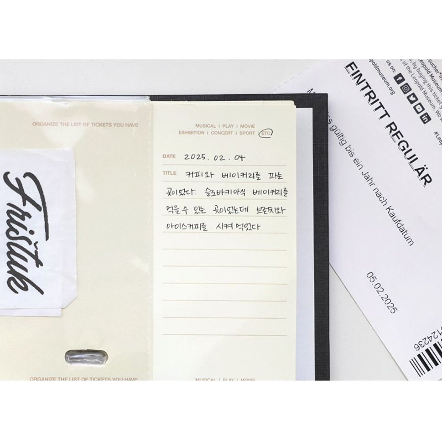 Be on D 韓国 チケットホルダー チケット収納 アルバム 記念 チケットファイル メモ付き コンサート 映画 航空券 スクラップブック